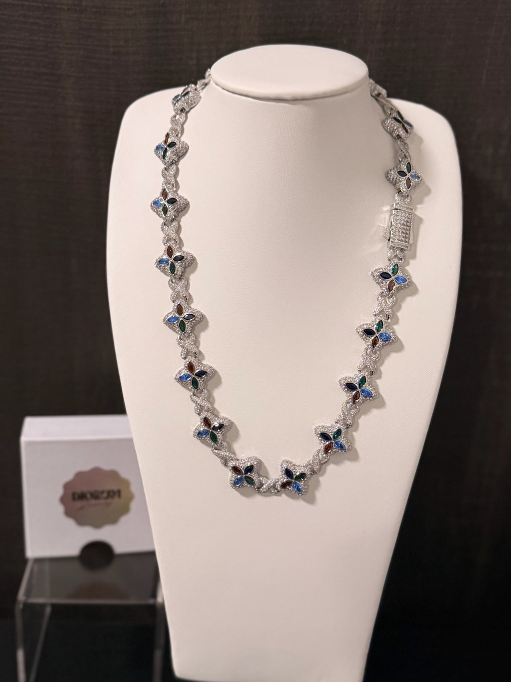 White Gold plated 4 leaf iced chain.
