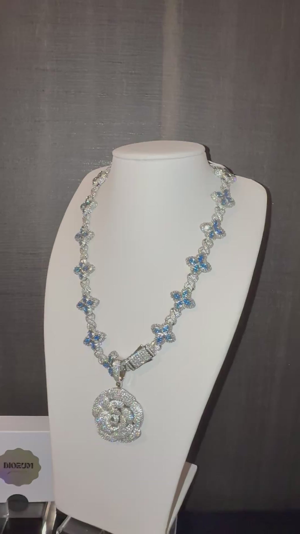 White gold plated Flower Necklace