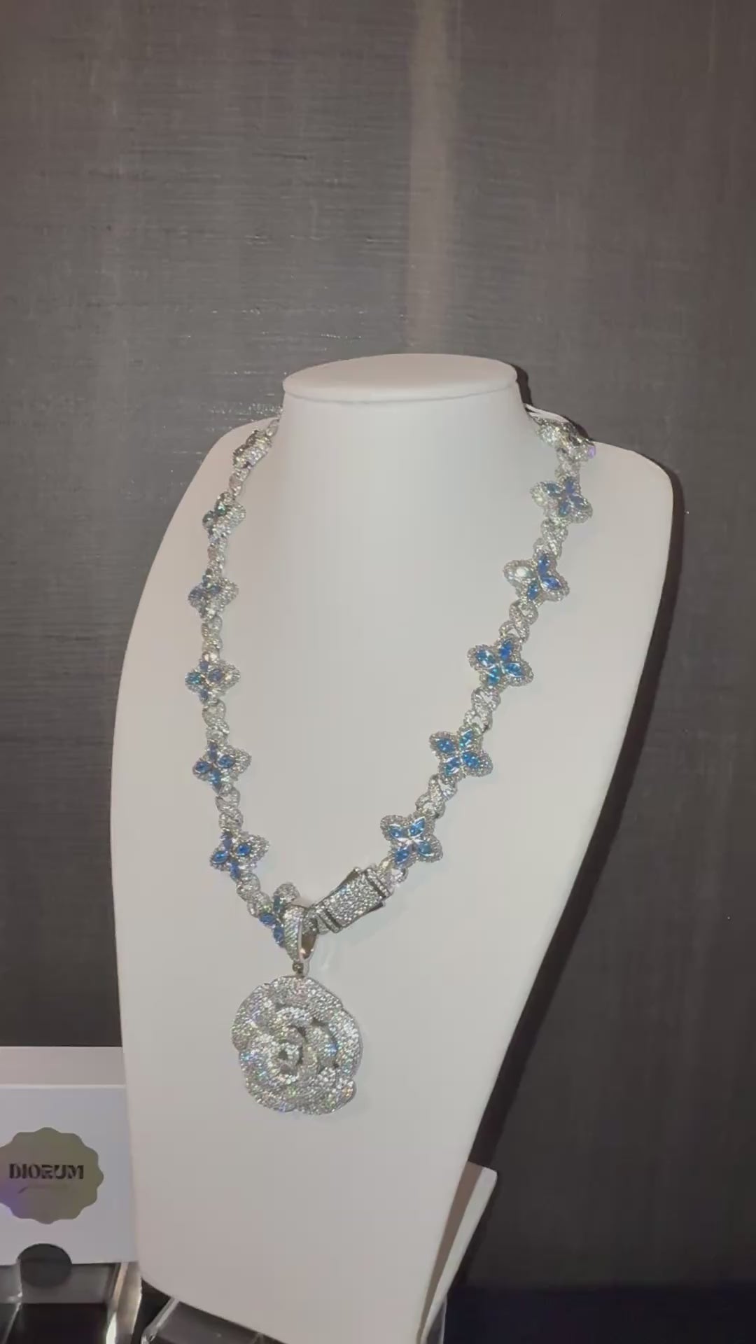 White gold plated Flower Necklace